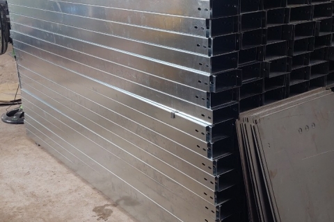 Lưu ngay công ty chuyên bán máng cáp giá rẻ