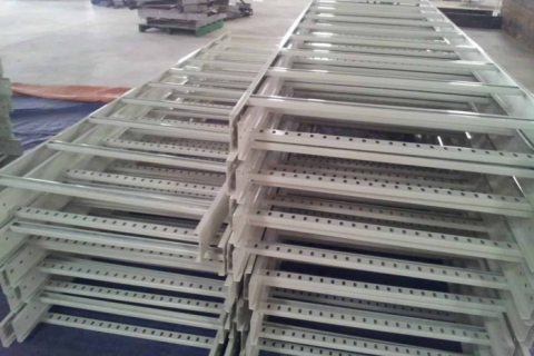 Đơn vị cung cấp thang cáp sơn tĩnh điện uy tín hàng đầu