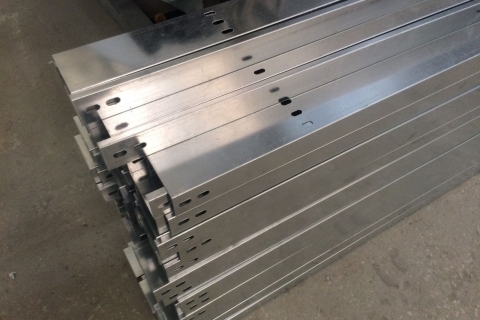 Nên sử dụng khay cáp Inox cho những công trình nào?