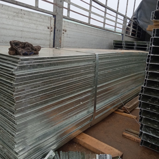 Khay cáp mạ kẽm nhúng nóng 2